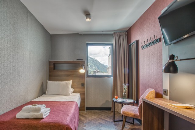 Single Summit hotel room Chamonix
